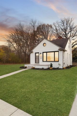 21618 Woodbridge Street, Saint Clair Shores, MI 48080