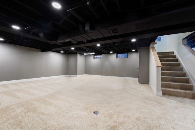 21618 Woodbridge Street, Saint Clair Shores, MI 48080