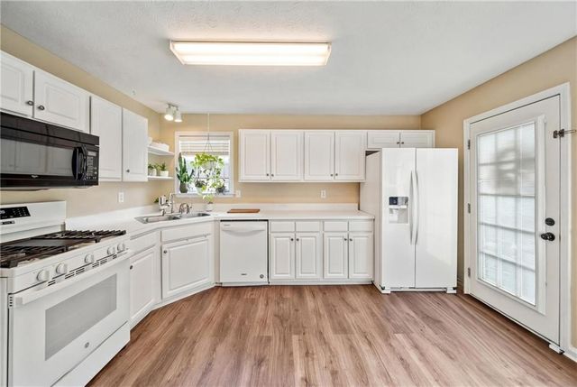 35 Princeton Drive, Dallas, GA 30157