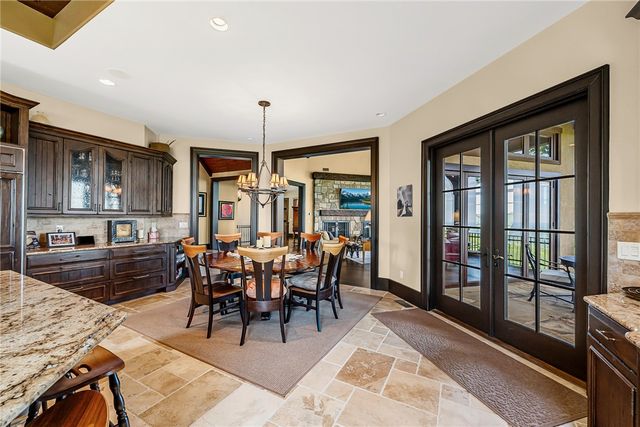 29 High Cliffe Way, Landrum, SC 29356