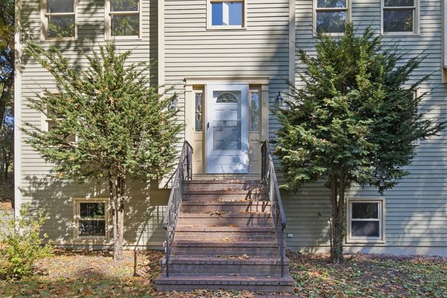 255 Haymeadow Rd, North Andover, MA 01845