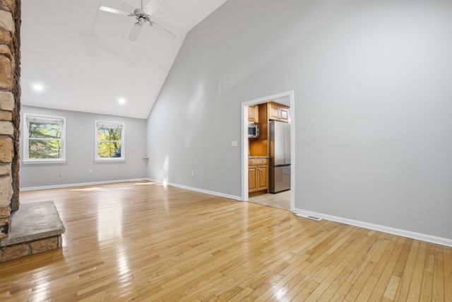 255 Haymeadow Rd, North Andover, MA 01845
