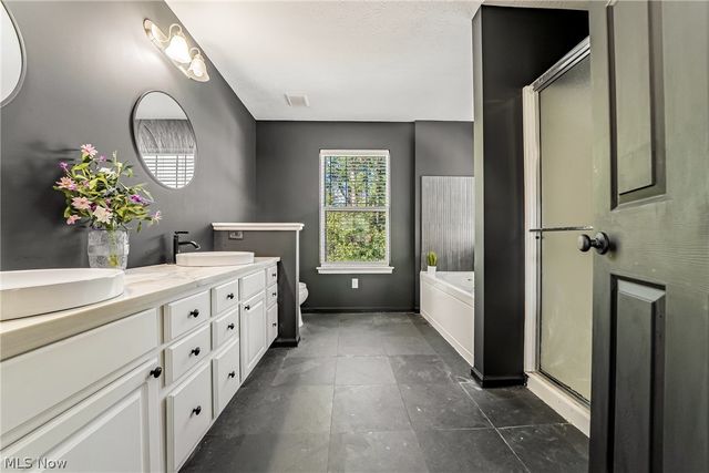 32834 Rebecca Lane, Avon Lake, OH 44012