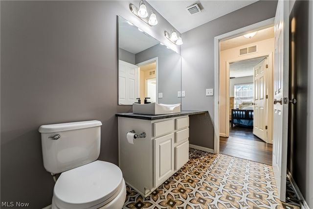 32834 Rebecca Lane, Avon Lake, OH 44012