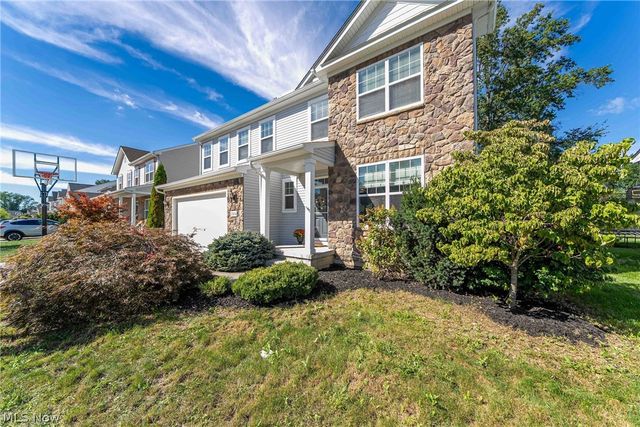 32834 Rebecca Lane, Avon Lake, OH 44012