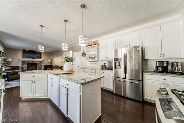 32834 Rebecca Lane, Avon Lake, OH 44012