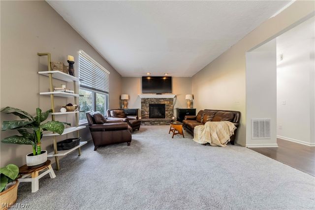 32834 Rebecca Lane, Avon Lake, OH 44012
