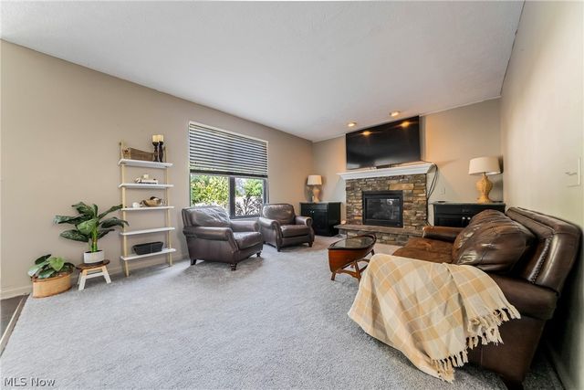 32834 Rebecca Lane, Avon Lake, OH 44012