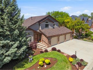 2591 Amber Dr, Loveland, CO 80537