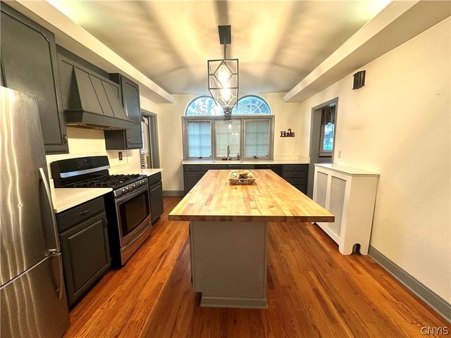 702 Parkway East, Utica, NY 13501