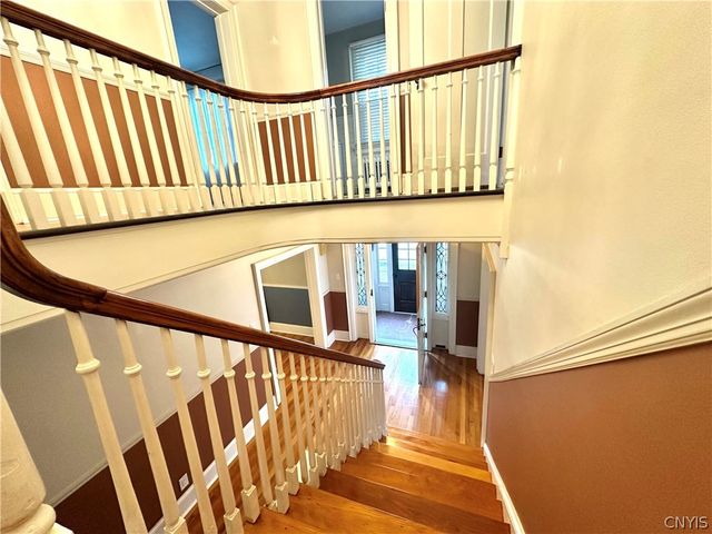 702 Parkway East, Utica, NY 13501