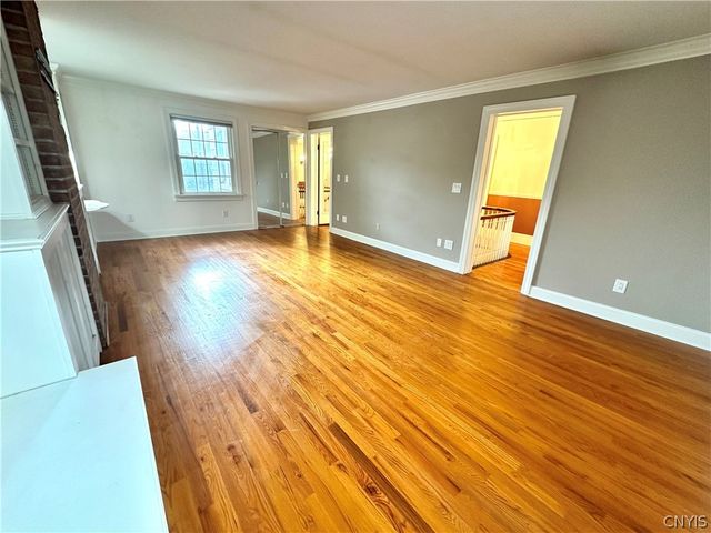 702 Parkway East, Utica, NY 13501