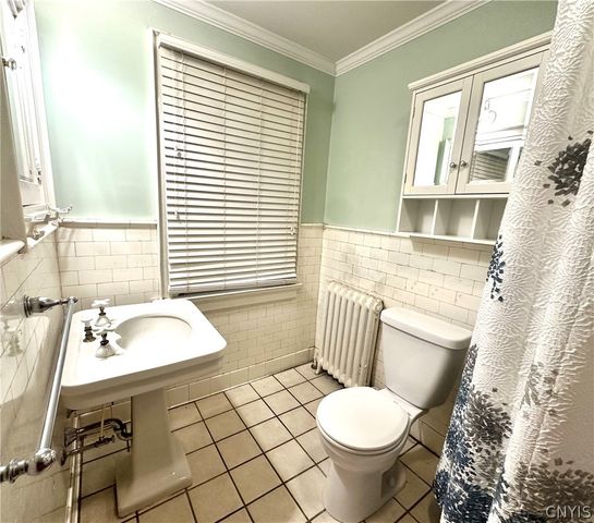 702 Parkway East, Utica, NY 13501