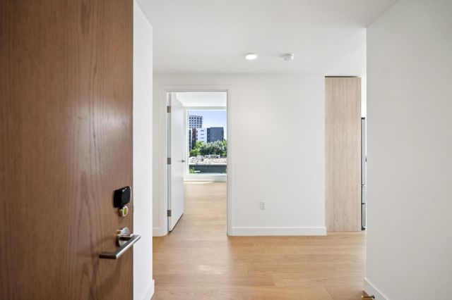 188 W Saint James Street 10416, San Jose, CA 95110