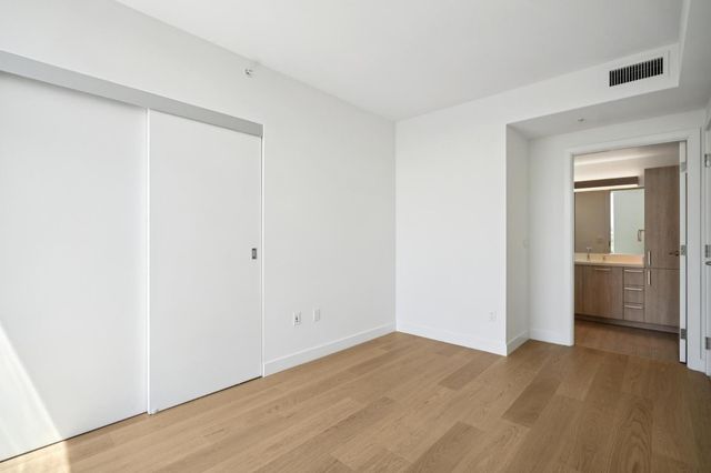 188 W Saint James Street 10416, San Jose, CA 95110