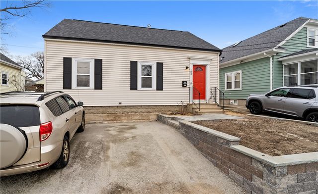 103 Oakland Avenue, Cranston, RI 02910