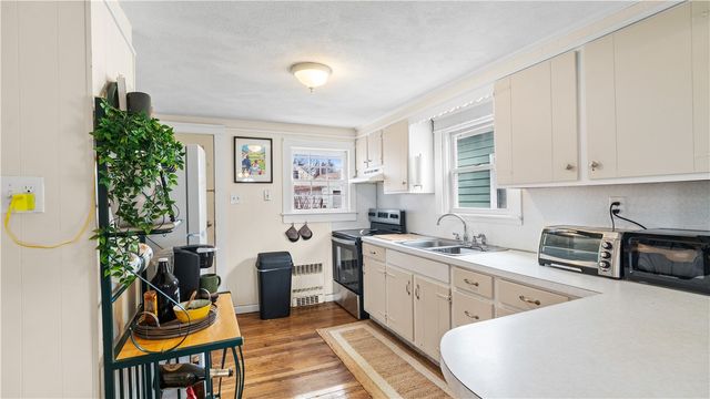 103 Oakland Avenue, Cranston, RI 02910