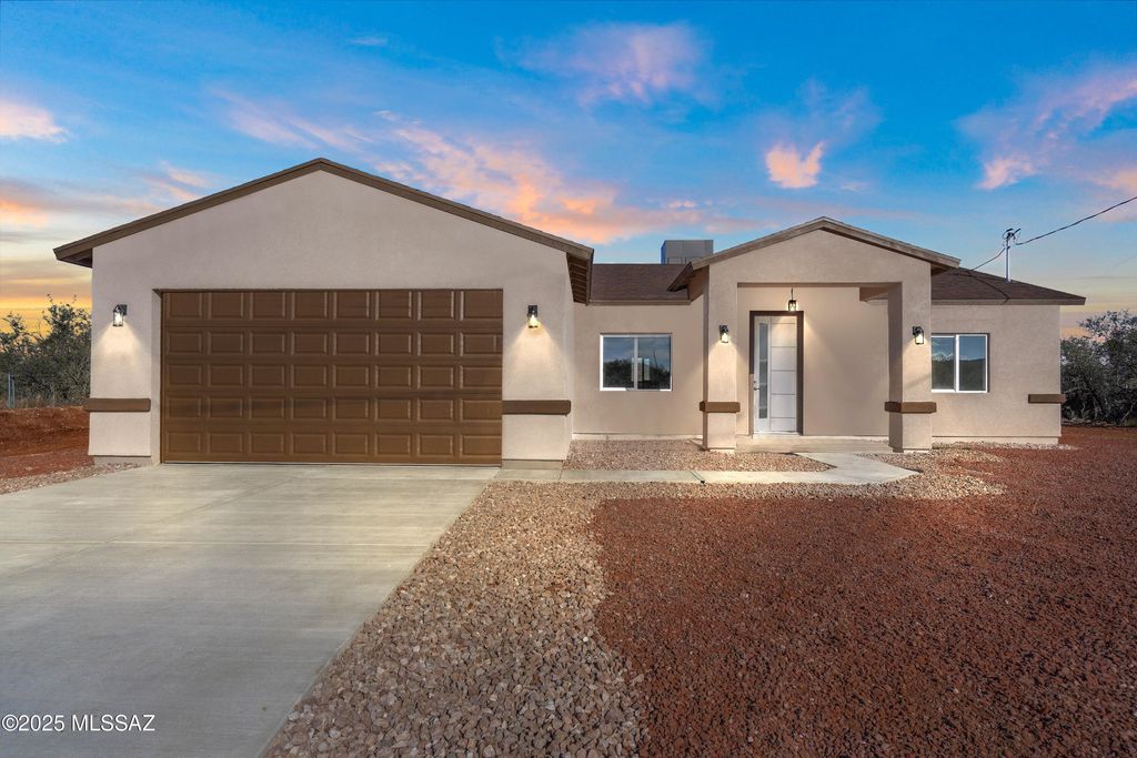 1196 Ines Court, Rio Rico, AZ 85648