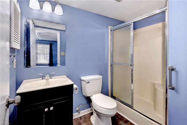 12757 Saint James Pl Apt F, Newport News, VA 23602