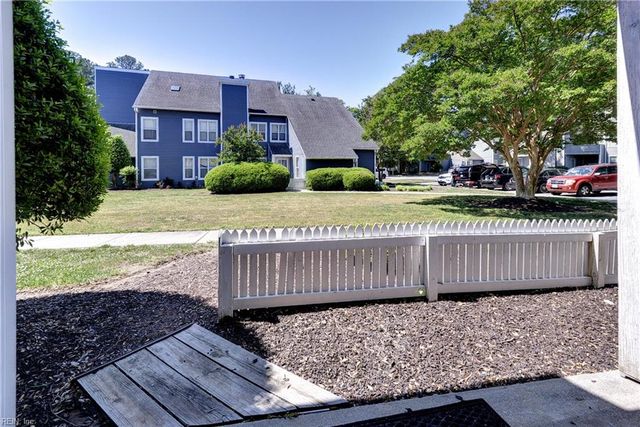12757 Saint James Pl Apt F, Newport News, VA 23602