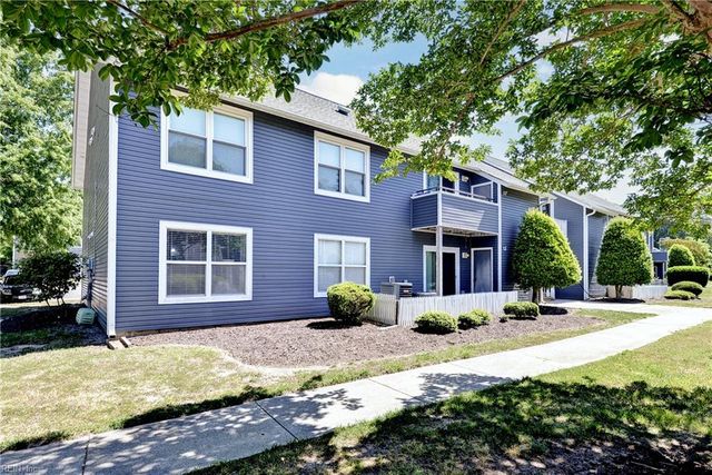 12757 Saint James Pl Apt F, Newport News, VA 23602