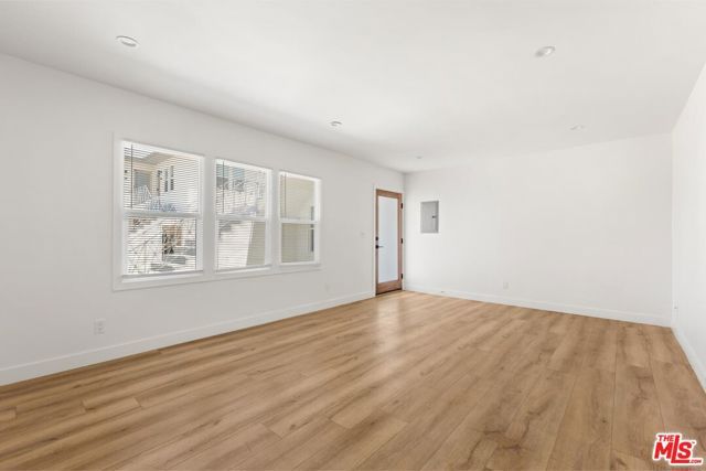 8716 Ramsgate Avenue, Los Angeles, CA 90045