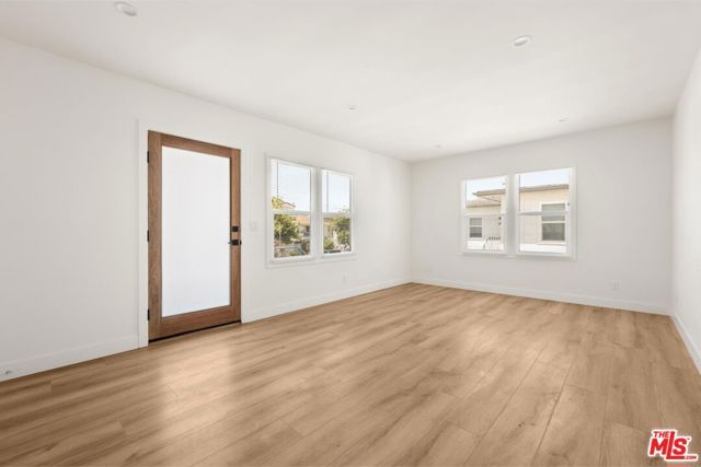 8716 Ramsgate Avenue, Los Angeles, CA 90045