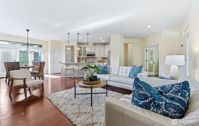 13233 239th Way NE, Redmond, WA 98053
