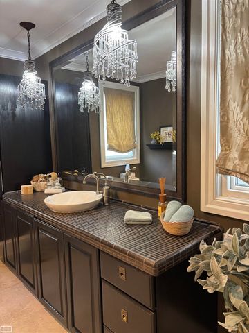 206 Edgewater Drive, Algonac, MI 48001