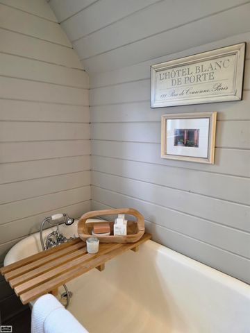 206 Edgewater Drive, Algonac, MI 48001