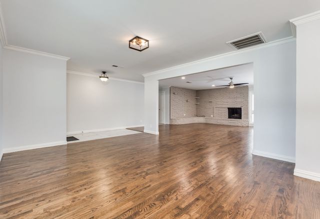 3734 Crown Shore, Dallas, TX 75244