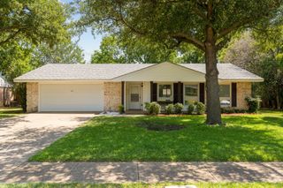 3734 Crown Shore, Dallas, TX 75244