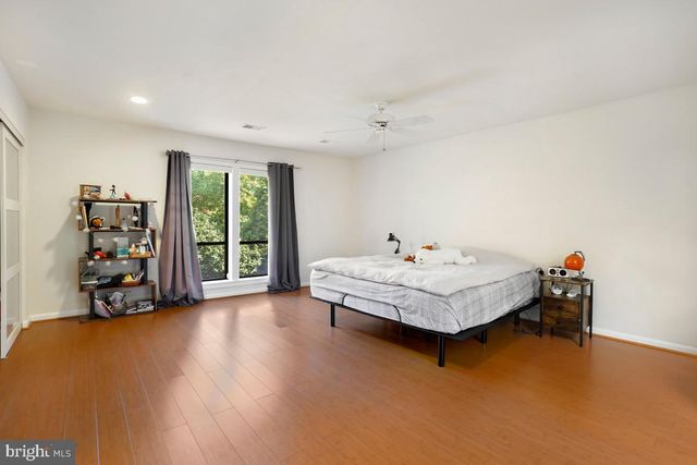 5351 STRATHMORE AVE, Kensington, MD 20895