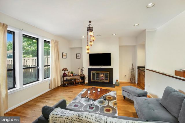 5351 STRATHMORE AVE, Kensington, MD 20895