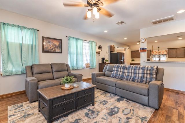 7435 N Peebly Road, Jones, OK 73049