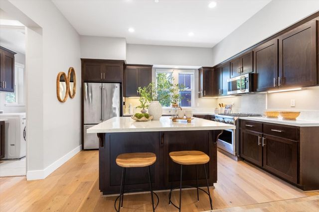 647 Sierra Vista Avenue, Mountain View, CA 94043