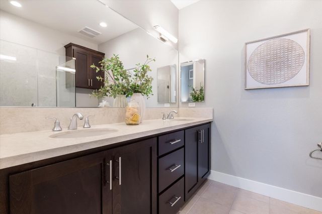 647 Sierra Vista Avenue, Mountain View, CA 94043