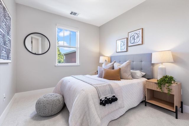 647 Sierra Vista Avenue, Mountain View, CA 94043
