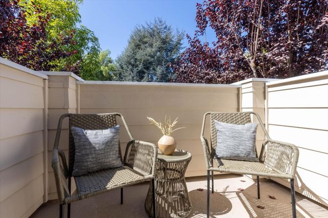 647 Sierra Vista Avenue, Mountain View, CA 94043