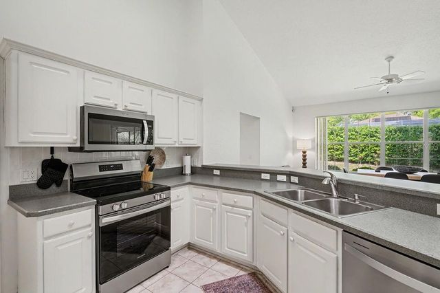 10086 SW 192ND CIRCLE, Dunnellon, FL 34432