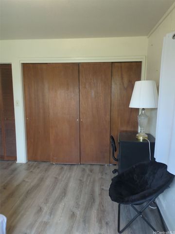 1042 17th Avenue, Honolulu, HI 96816
