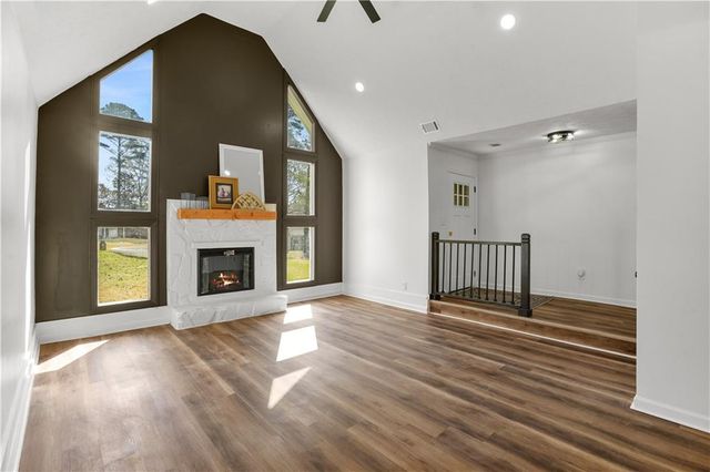 430 Mary Erna Drive, Fairburn, GA 30213