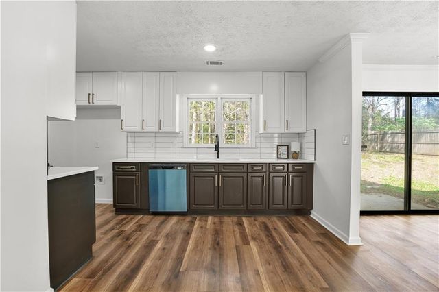 430 Mary Erna Drive, Fairburn, GA 30213