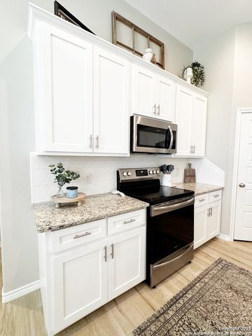1683 Vista View, Pleasanton, TX 78064