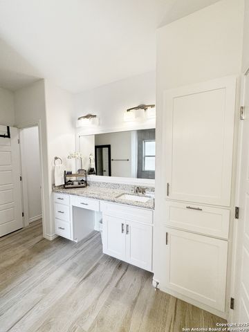 1683 Vista View, Pleasanton, TX 78064