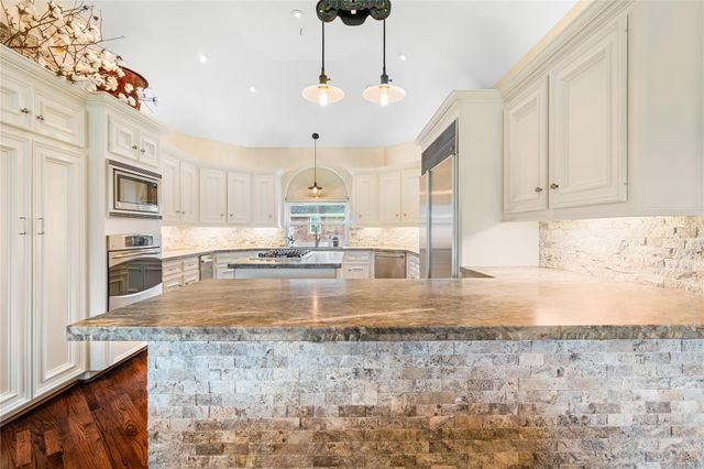 1734 Forestlake Drive, Sugar Land, TX 77479