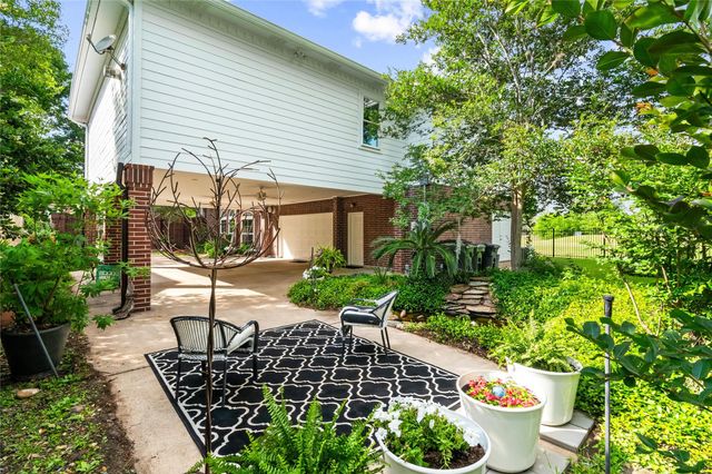 1734 Forestlake Drive, Sugar Land, TX 77479