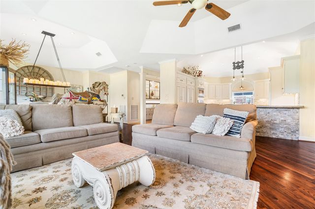 1734 Forestlake Drive, Sugar Land, TX 77479