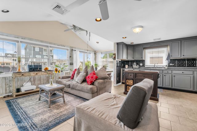 215 Pine Drive, Bayville, NJ 08721