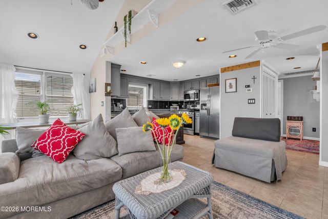 215 Pine Drive, Bayville, NJ 08721